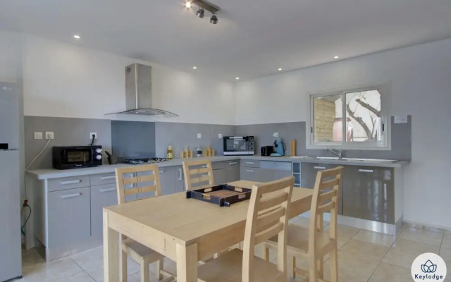 Villa Jacinthes - 250m2 à Saint Denis