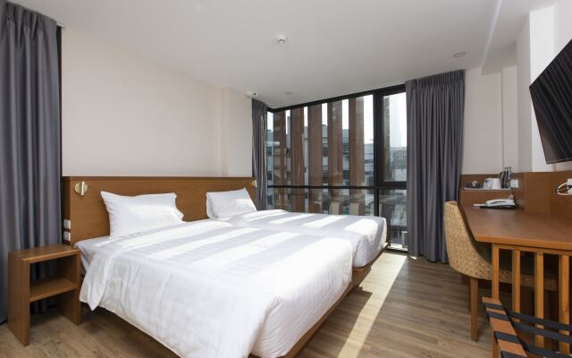 Sukhon Hotel