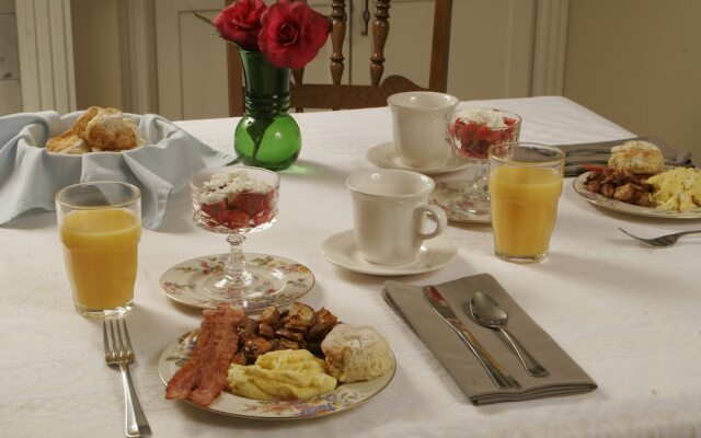 Seven Oaks Bed & Breakfast