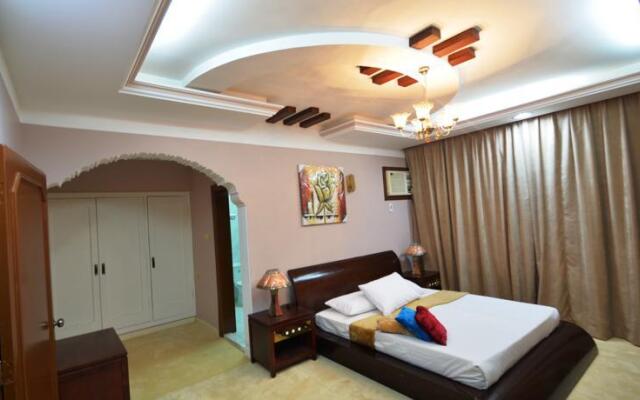 Al Barraq Hotel
