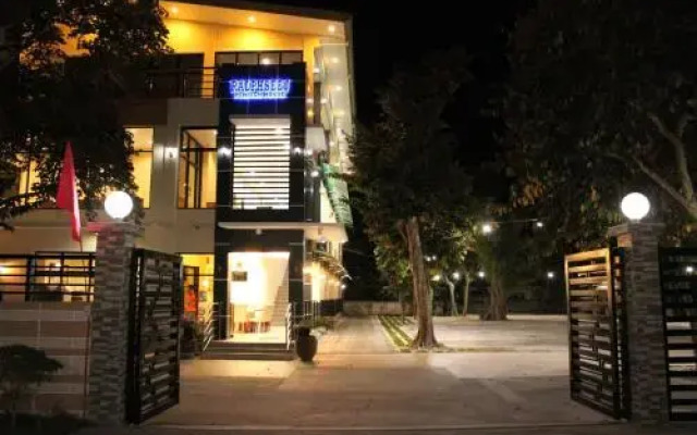 Ralphseej Pension House