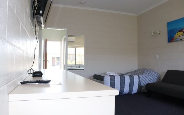 YAL Cairns - A Motel that makes a difference