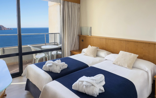 Отель Gran Bali