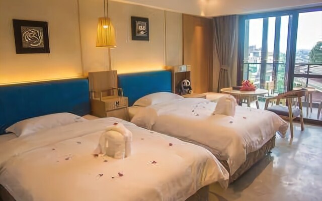 Qiliping Peninsula Hotel