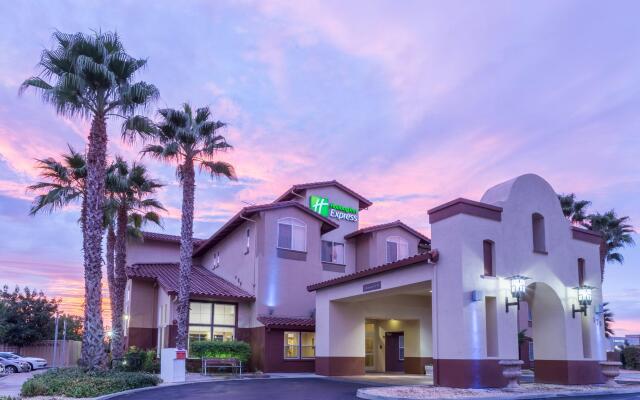 Holiday Inn Express Hotel & Suites Manteca by IHG