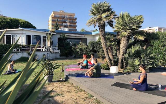 Beach House Barcelona Hot Tub & Beach Access