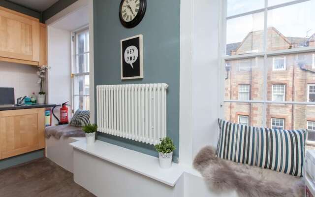 Spacious 4 Bedroom Apartment