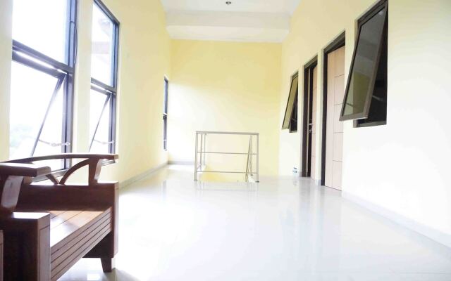 Miracle Boarding House RedPartner