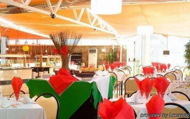 Magic Tropicana Suites