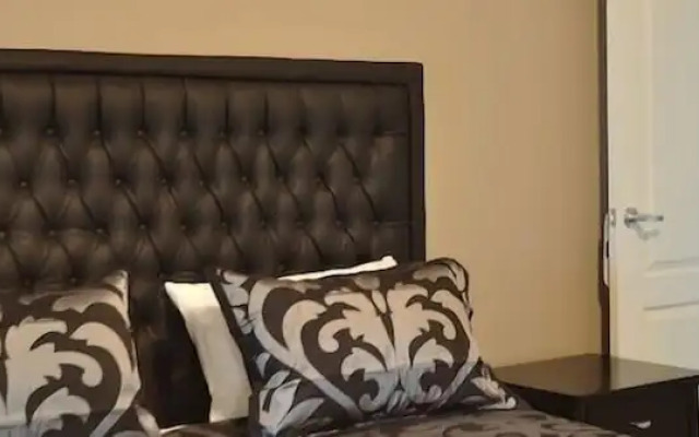 Barkly Suites Apartments