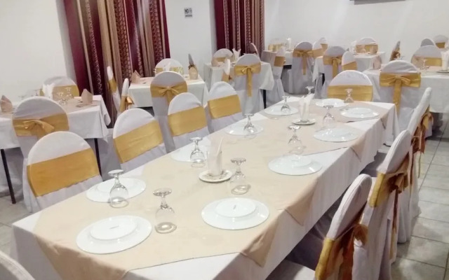 Sarathchandra Tourist Guest House