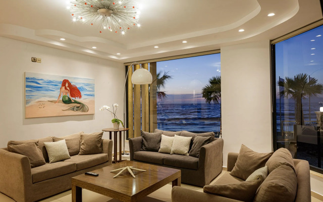 Golden Bay Boutique Hotel & Bungalows