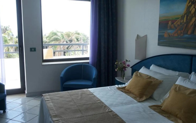 Hotel Acacia Marina