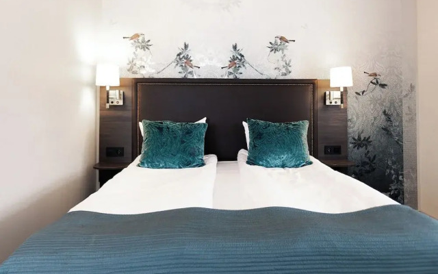 Bårdshaug Herregård