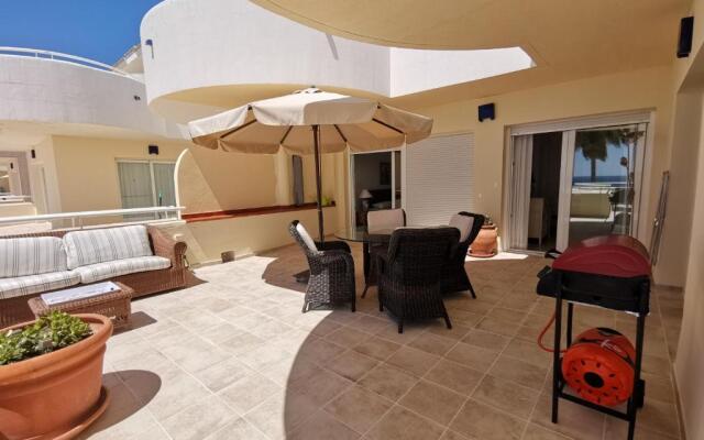 Sinfonia Del Mar Apartment