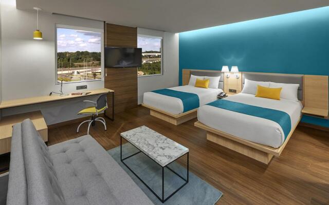 City Express Suites Cancún Aeropuerto Riviera