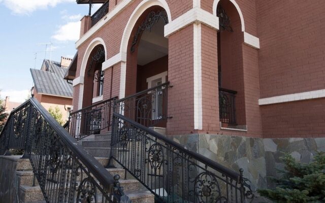 Гостевой дом «Гранд Вилла»