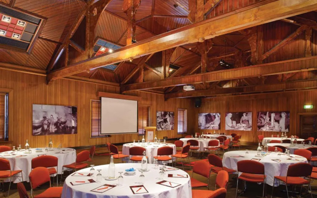 The Henry Jones Art Hotel