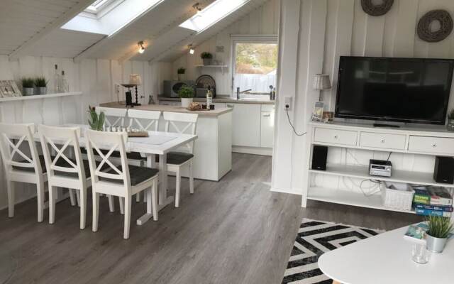Hein Muck Modern Retreat