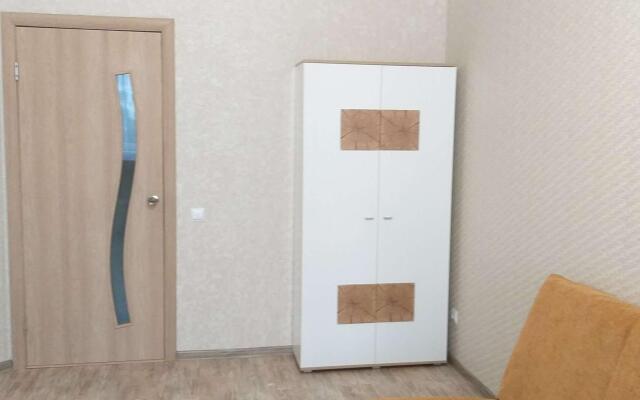 Я к Вам на улице Крылова 15 корпус 1