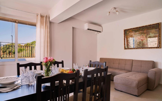 Lake View Suites