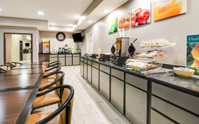 Quality Inn & Suites - Granbury