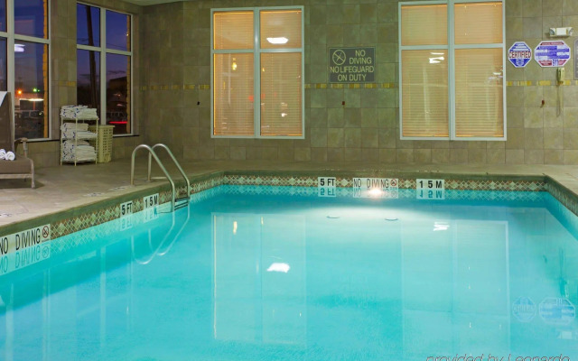 Holiday Inn Express & Suites Amarillo by IHG