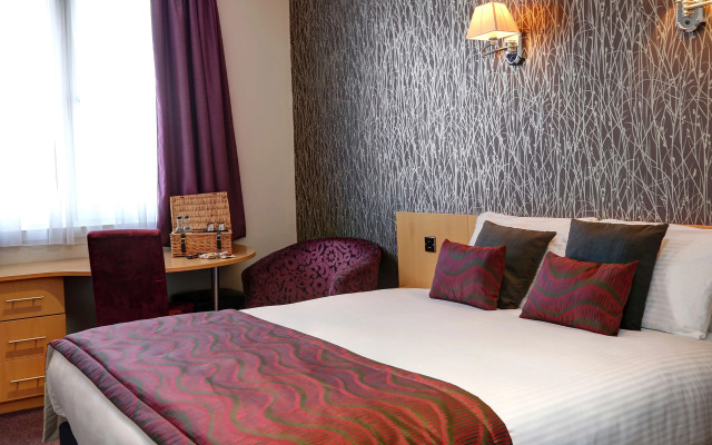 Best Western Summerhill Hotel and Suites