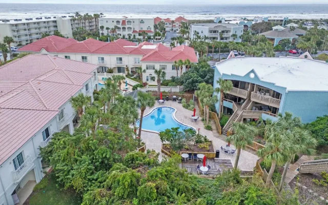 Ocean Hibiscus Retreat For 8