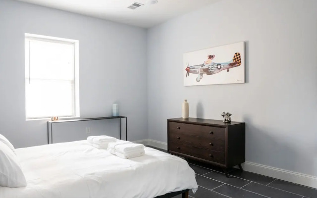 6 Bedroom Duplex Near NYC