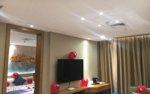 Marriott Guihuang Hotel (Guigang High - speed Railway Station Branch, Keshi World Plaza Branch)