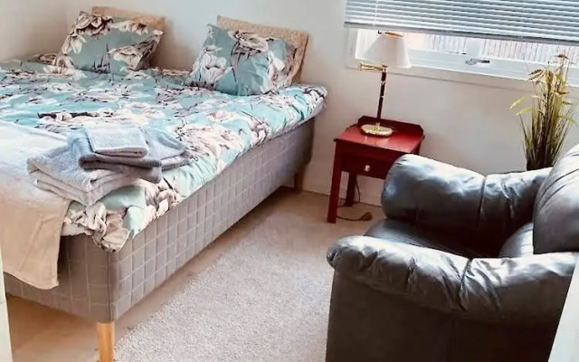 Lovely 2-bed Flat In Stockholm