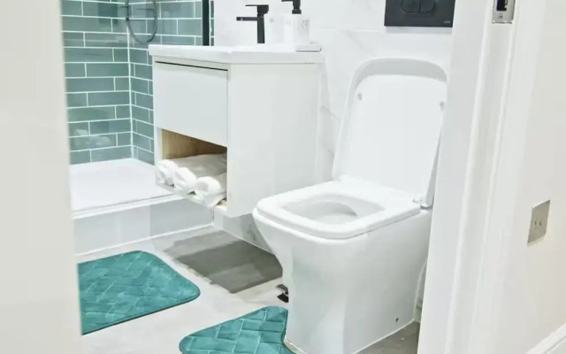 Leeds City Center - 1 Bed - Baby Friendly