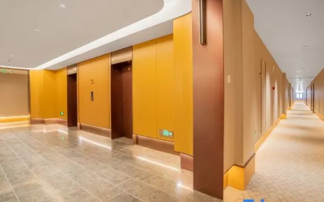 JI Hotel (Altay Fuyun County Yingbin East Road)