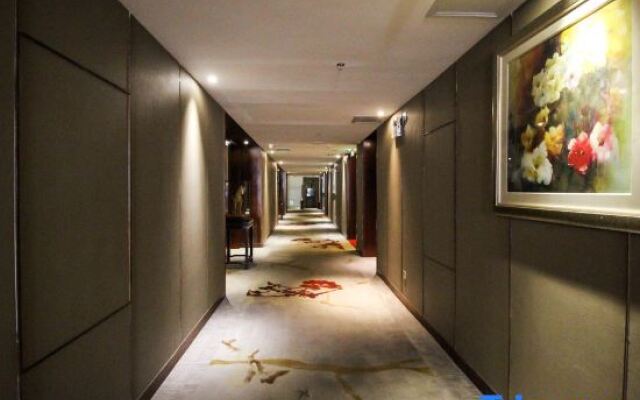 Yangjiang Minghao Hotel