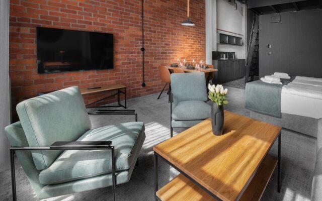 MONTOWNIA Lofts & Experience