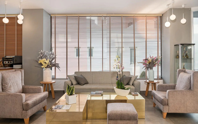 Elia Agia Marina Hotel