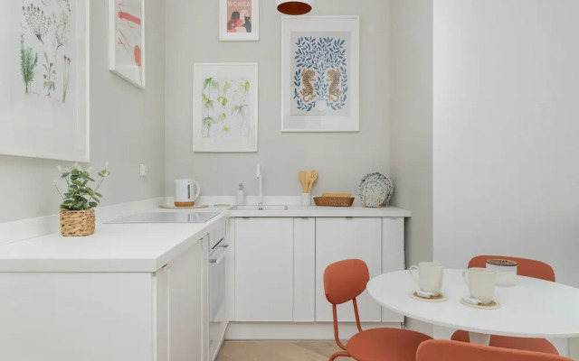 Comfy Apartment Opolska by Renters