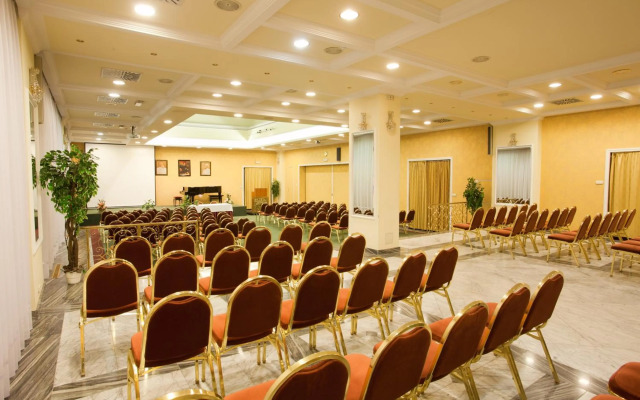 Pannonia Hotel