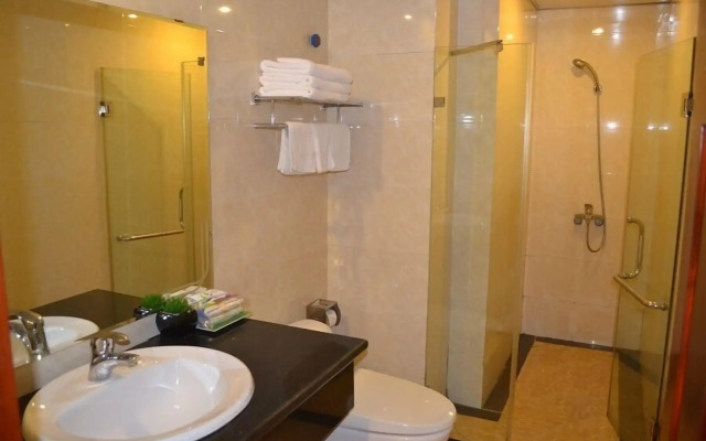 City Bay Hotel