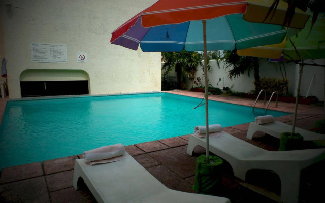 Ikaro Suites Cancun