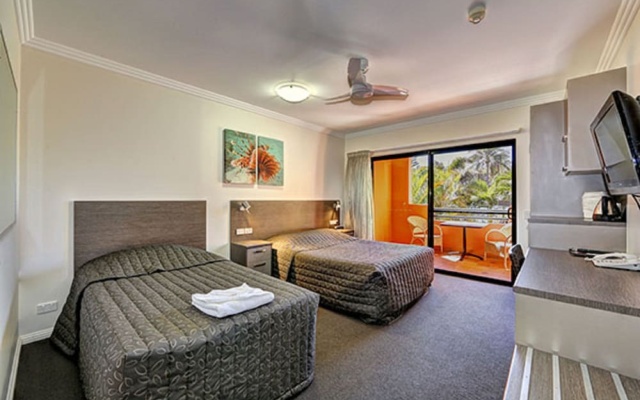 Kacys Bargara Beach Motel – Guest Rooms – Bargara