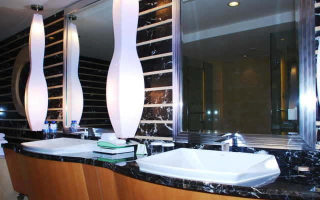 Qingdao  Parkview Holiday Hotel