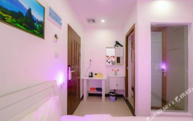 Warm Corner Hotel (Guangzhou Xintang Subway Station)