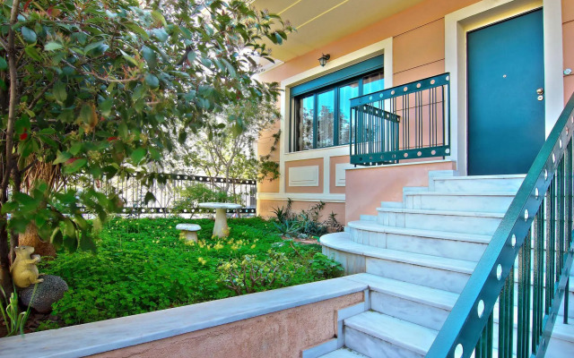Glyfada Seaside Residence