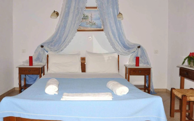 Anatoli Villa