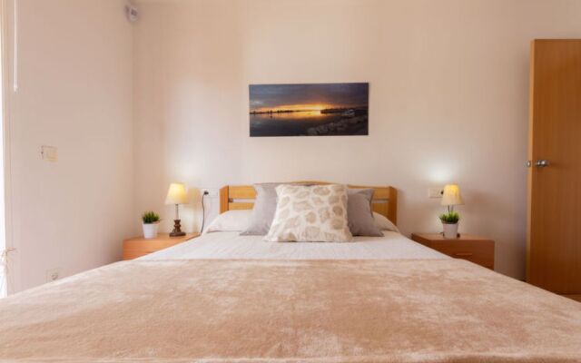 House Angela Deltebre