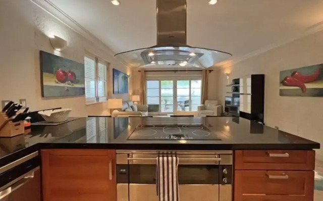 Waterside Apartment 101 by Island Villas