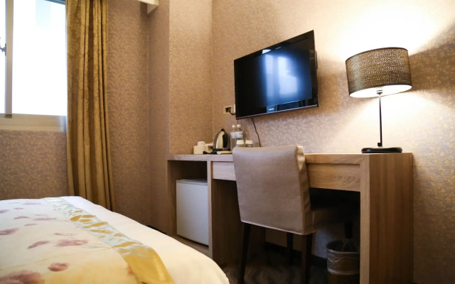 Unique Holiday Hotel
