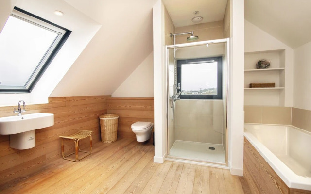 Solas, Ormiscaig, Luxury Coastal Retreat